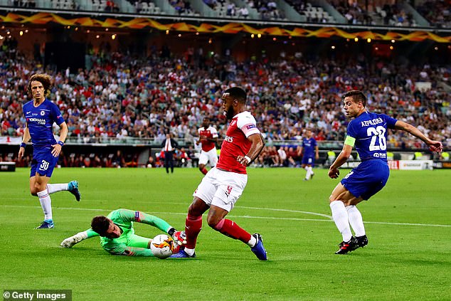 Lacazette và tình huống gây nhiều tranh cãi Kết quả Chelsea vs Arsenal, Tỉ số Chelsea vs Arsenal, Video bàn thắng Chelsea vs Arsenal, Chelsea, Arsenal