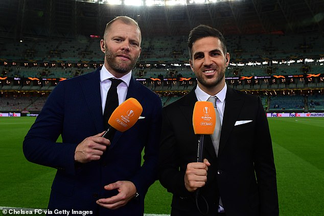 Hai cựu cầu thủ Chelsea Gudjohnsen và Fabregas Kết quả Chelsea vs Arsenal, Tỉ số Chelsea vs Arsenal, Video bàn thắng Chelsea vs Arsenal, Chelsea, Arsenal
