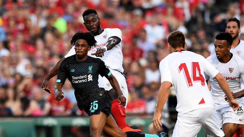 Pha vào bóng ghê rợn của Gnagnon sevilla vs liverpool, sevilla đối đầu liverpool, lịch thi đấu liverpool, lịch du đấu hè liverpool, ltđ liverpool
