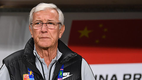 HLV Marcelo Lippi đã gắn bó với mảnh đất Trung Quốc đến năm thứ 7 - Ảnh: Twitter HLV Trung Quốc, đội tuyển Trung Quốc, Lippi, vòng loại World Cup 2022, Trung Quốc vs Maldives, MU, Sir Alex Ferguson