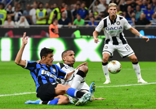 Sanchez có trận ra mắt đầy hứa hẹn - Ảnh: FrensaFutbol Sanchez, cựu sao MU, sao MU, Inter, MU, Man Utd, Inter Milan vs Udinese, Premier League, Serie A