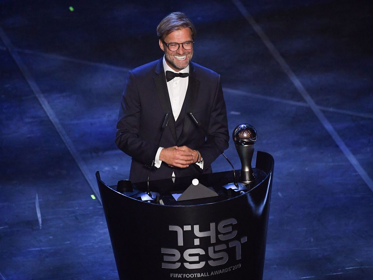 Đằng sau vẻ hài hước là sự hào hiệp của Klopp - Ảnh: Footballlondon FIFA The Best 2019, hlv xuất sắc nhất, cầu thủ xuất sắc nhất, messi, van dijk, ronaldo, cr7, Klopp