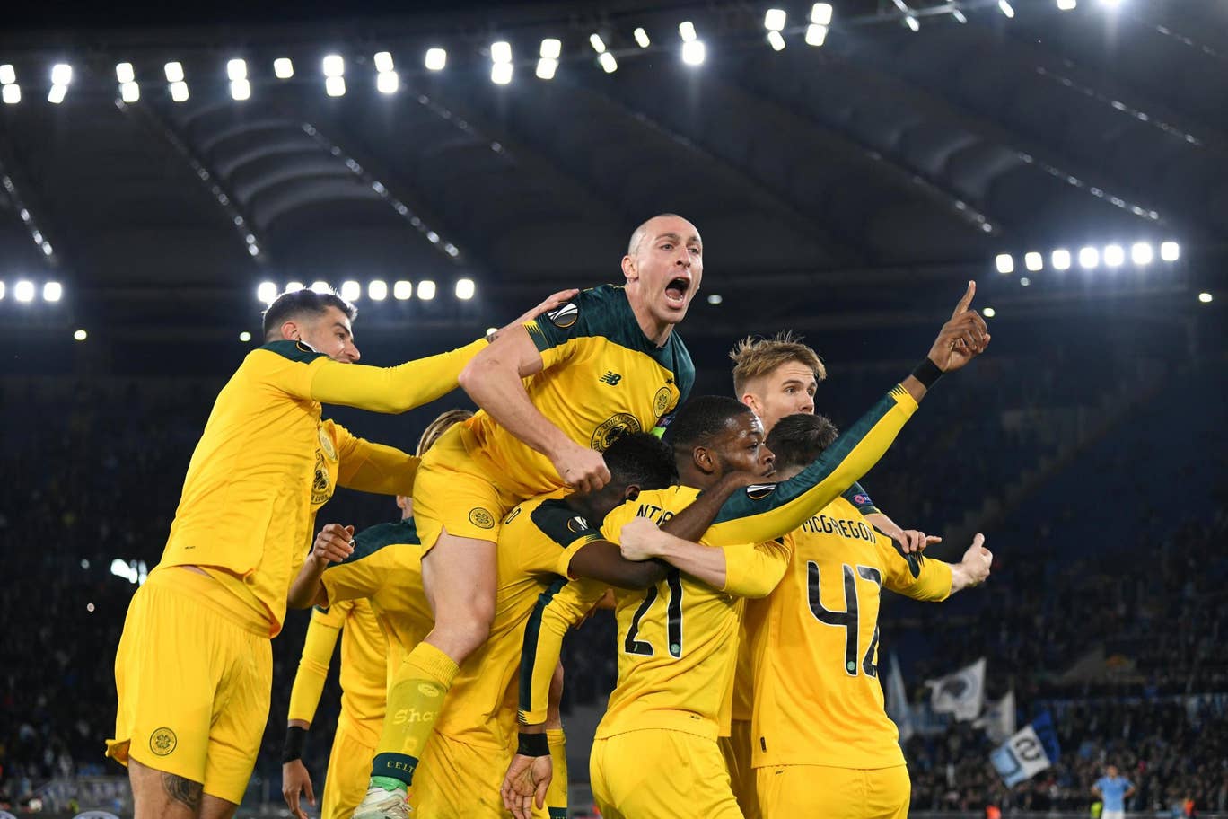 Celtic giành chiến thắng ấn tượng ngay tại Rome - Ảnh: Standard europa league, MU, Man Utd, MU vs Partizan, Lazio vs Celtic, Sevilla vs Dudelange, knock-out