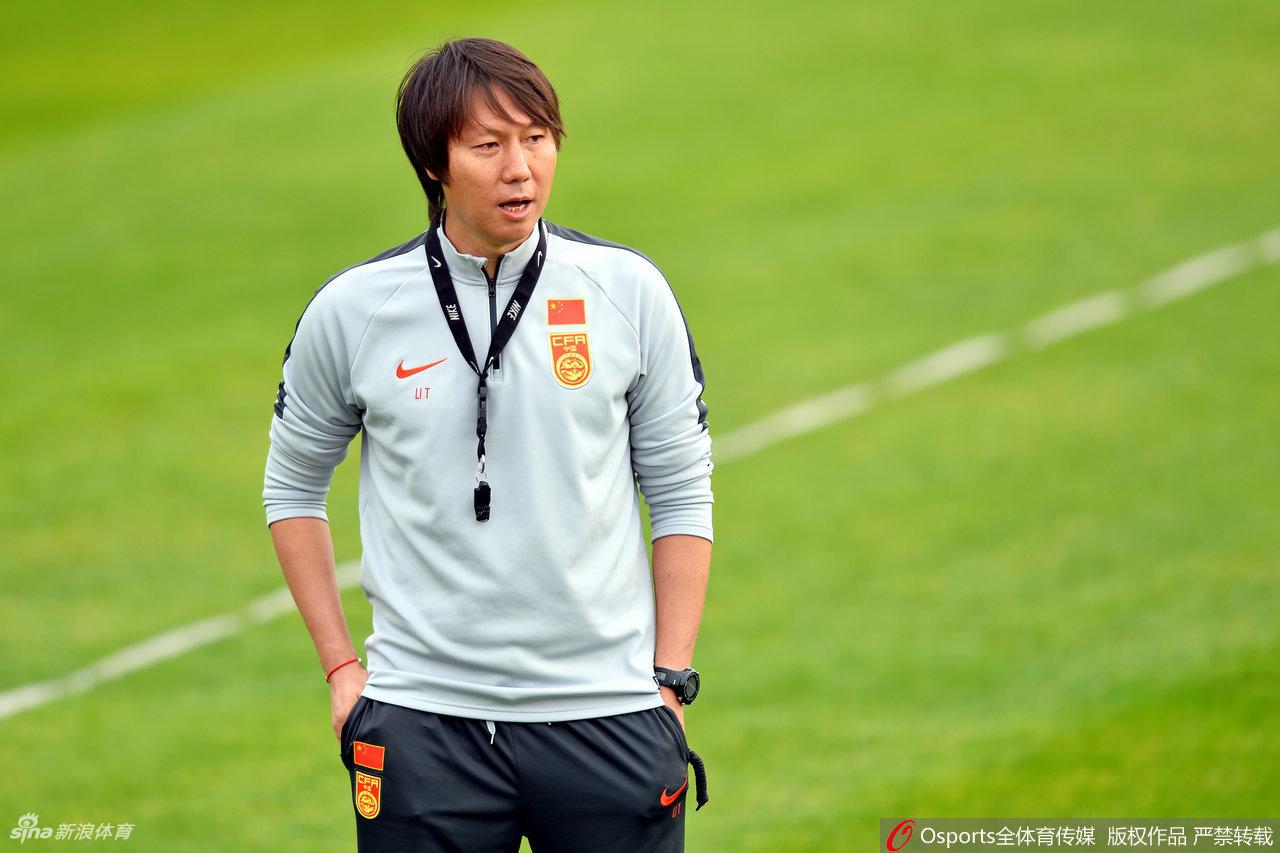 Li Tie là HLV nội được ủng hộ nhất - Ảnh: SINA Vòng loại World Cup 2022, VL World Cup 2022, ĐT Trung Quốc, Lippi, HLV thay Lippi, Lippi từ chức