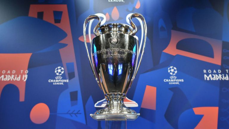 Chiếc cúp bạc danh giá Champions League vòng tứ kết champions league, mu, man utd, ajax, tottenham, roma