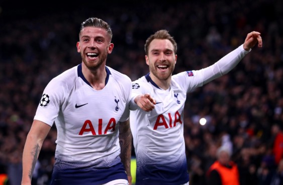 Tương lai của Eriksen và Alderweireld đều không chắc chắn ở Tottenham. Ảnh: The Sun Tin chuyển nhượng, chuyển nhượng tối 7/9, chuyển nhượng 7/9, chuyển nhượng bóng đá, chuyển nhượng bóng đá hôm nay, chuyển nhượng mu, man utd, chuyển nhượng Barca, chuyển nhượng Juventus, chuyển nhượng Real Madrid, chuyển nhượng Neymar, chuyển nhượng Man C