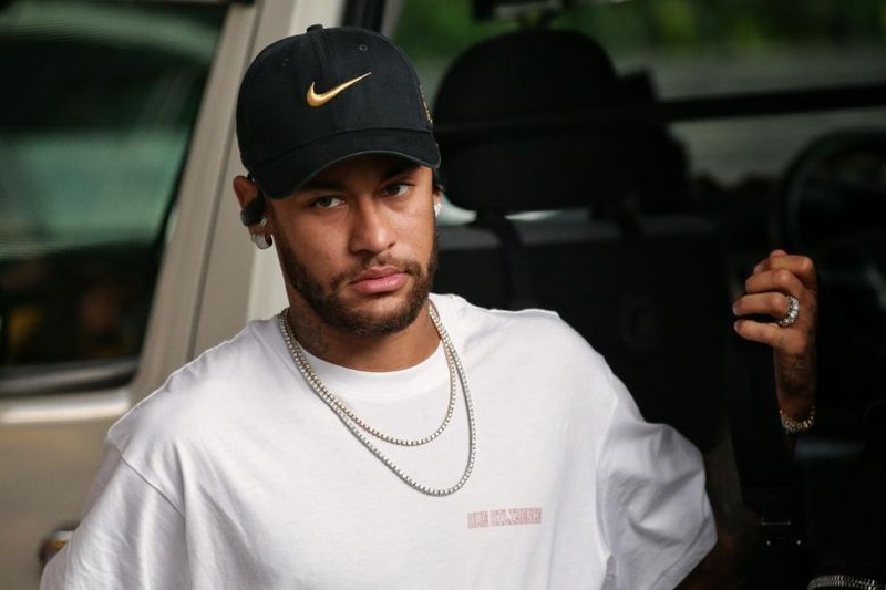 Neymar cùng đồng đội đặt chân tới Singapore. Ảnh: Internet neymar, coutinho, Brazil, Singapore, nigeria, senegal, thái lan, đông nam á