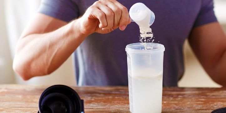 Lưu ý về việc sử dụng sữa tăng cân