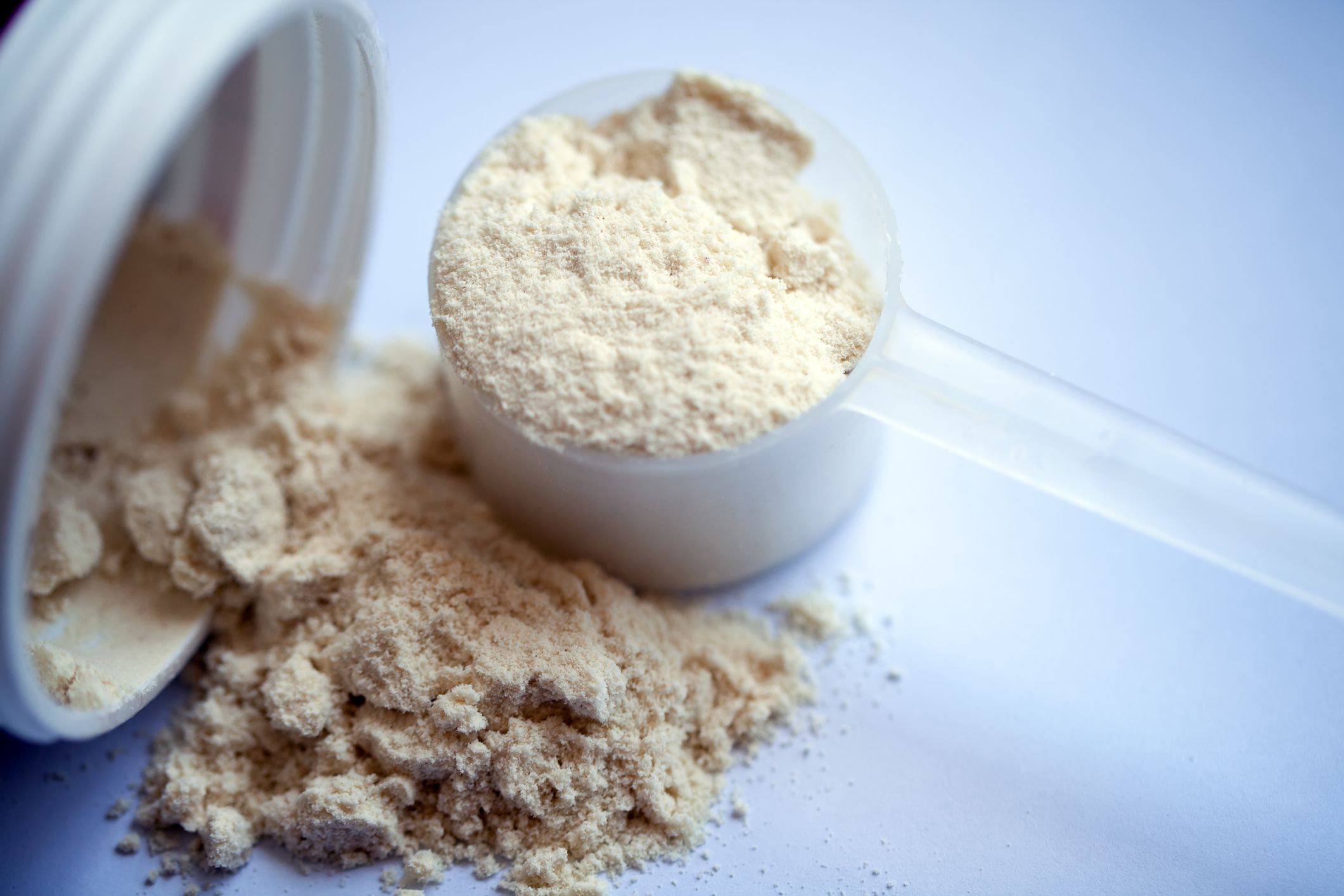 BCAA giúp tăng khả năng bền bỉ, phục hồi cơ bắp, thúc đẩy phát triển cơ và chống mất cơ