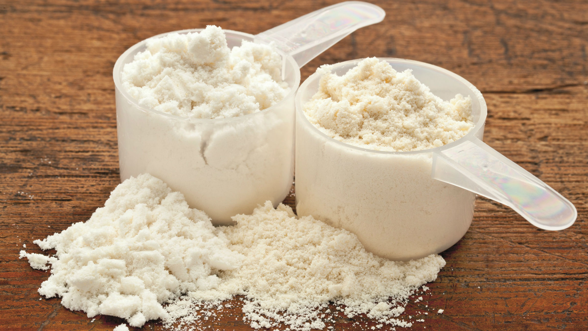 Casein là một loại protein có khả năng hấp thu chậm