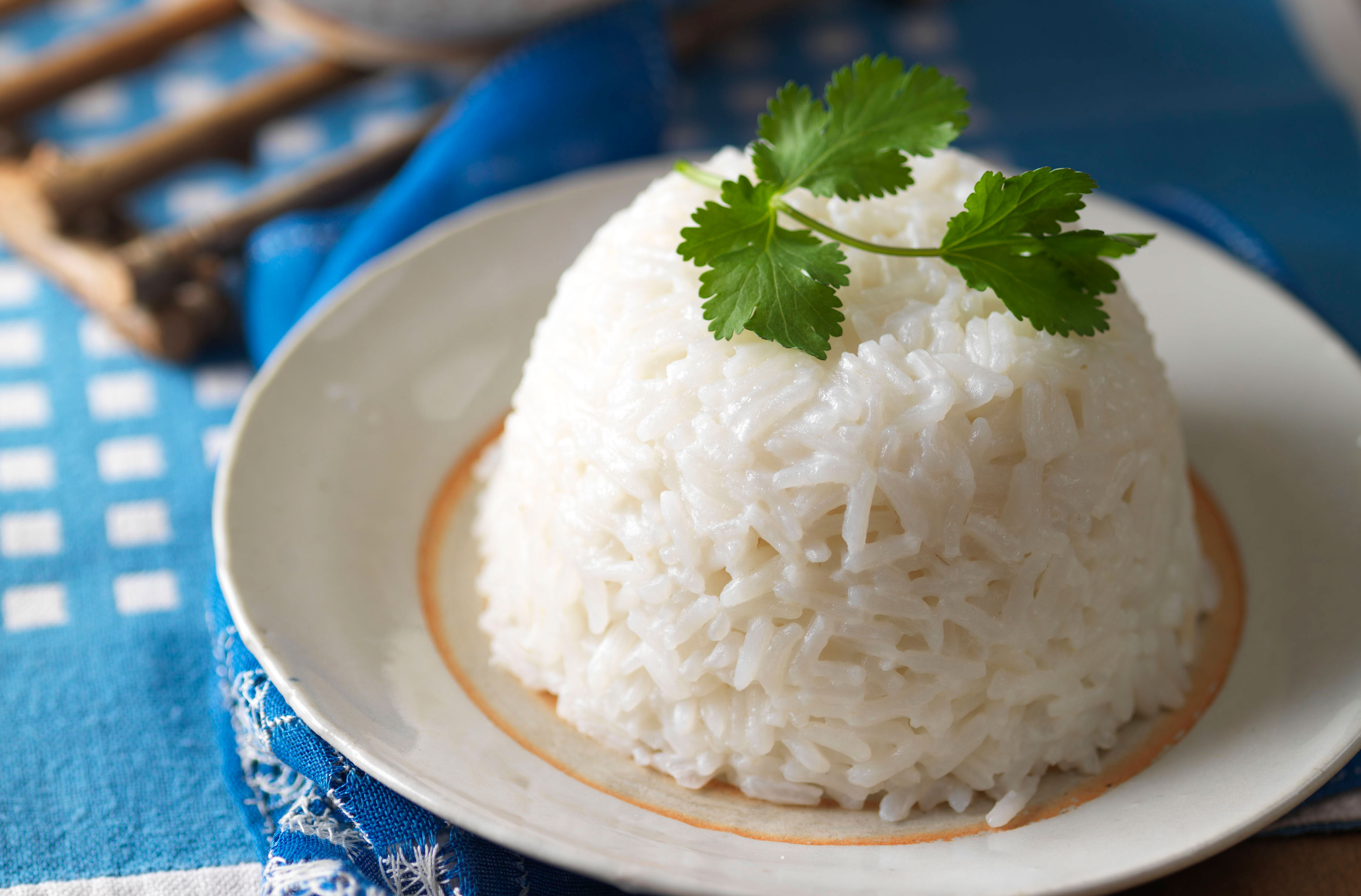 Cơm trắng gây tăng đường huyết nhanh dẫn tới tích mỡ thừa