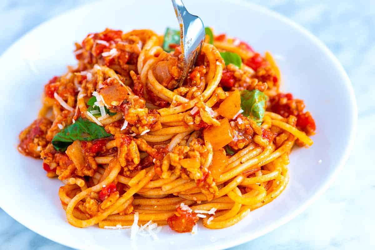 Các loại mỳ chứa nhiều tinh bột và cả chất béo trans-fat có hại