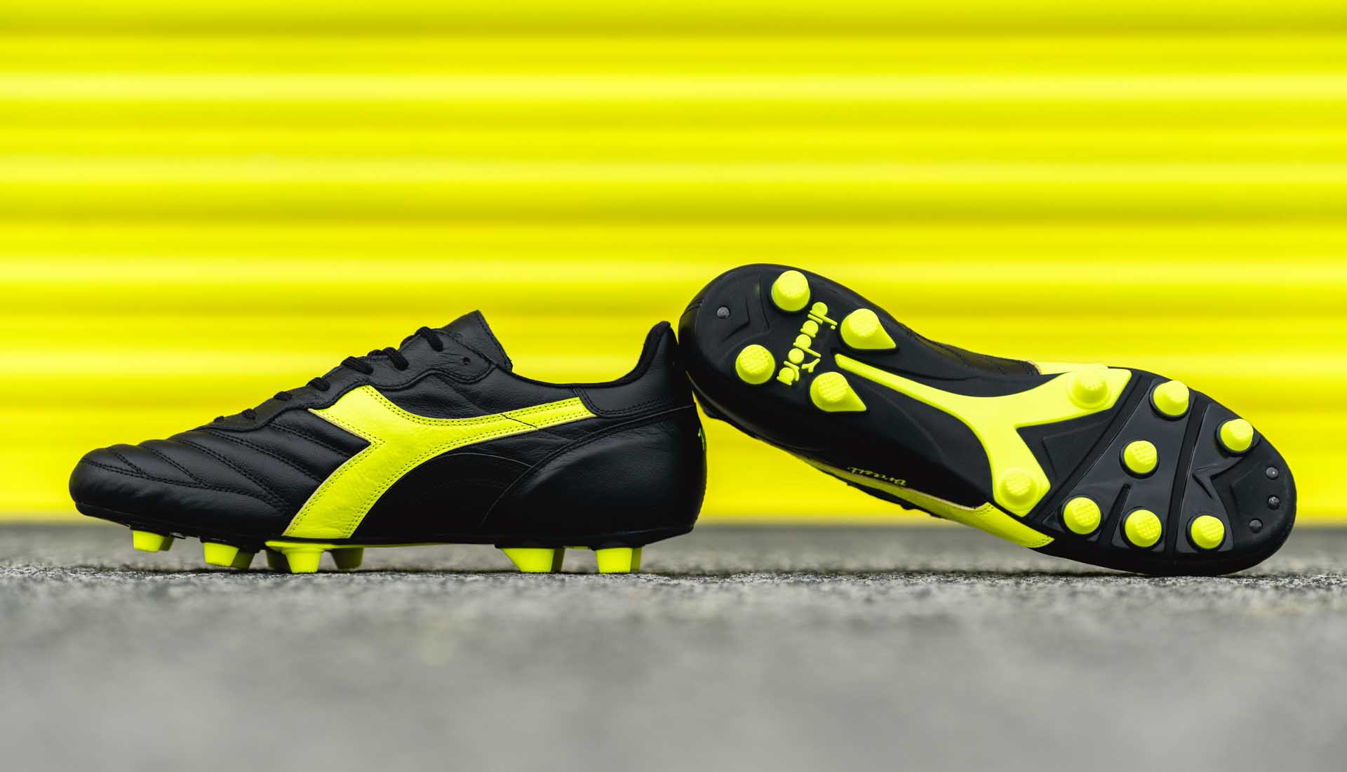 Giày đá bóng Diadora phiên bản kỉ niệm chức bô địch Copa America thứ 9 của Brazil