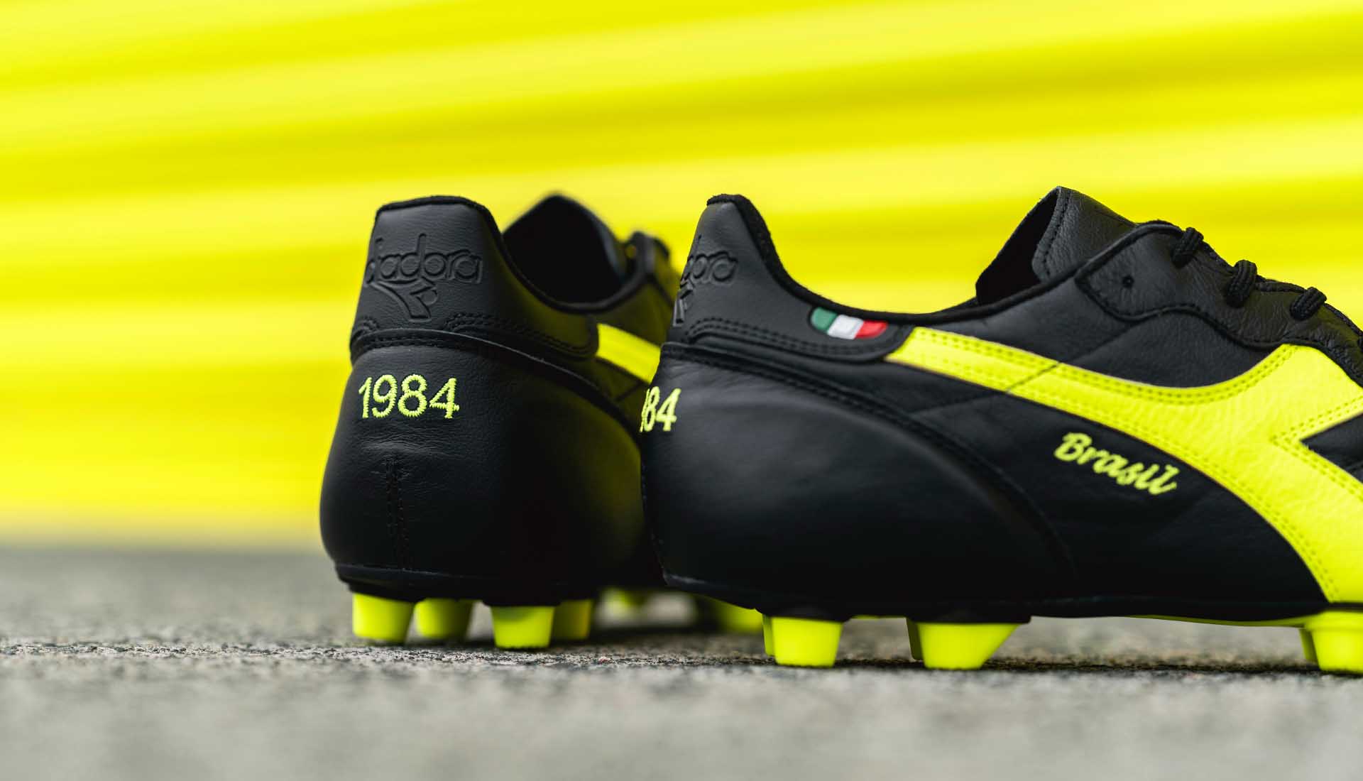 Giày đá bóng Diadora phiên bản kỉ niệm chức bô địch Copa America thứ 9 của Brazil