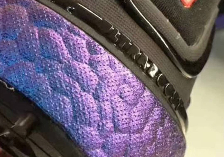 Ultra Boost 20 với đệm giày cực độc