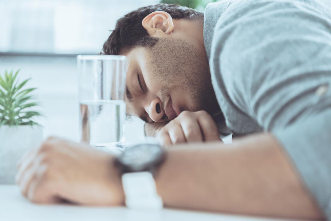 Luôn uống đủ nước sau khi tập để cơ thể khỏe mạnh.