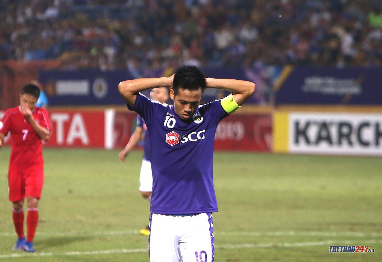 Hà Nội FC sẽ mất suất dự các cúp châu Á vào mùa giải năm sau. Ảnh: Kiên Lê HN FC