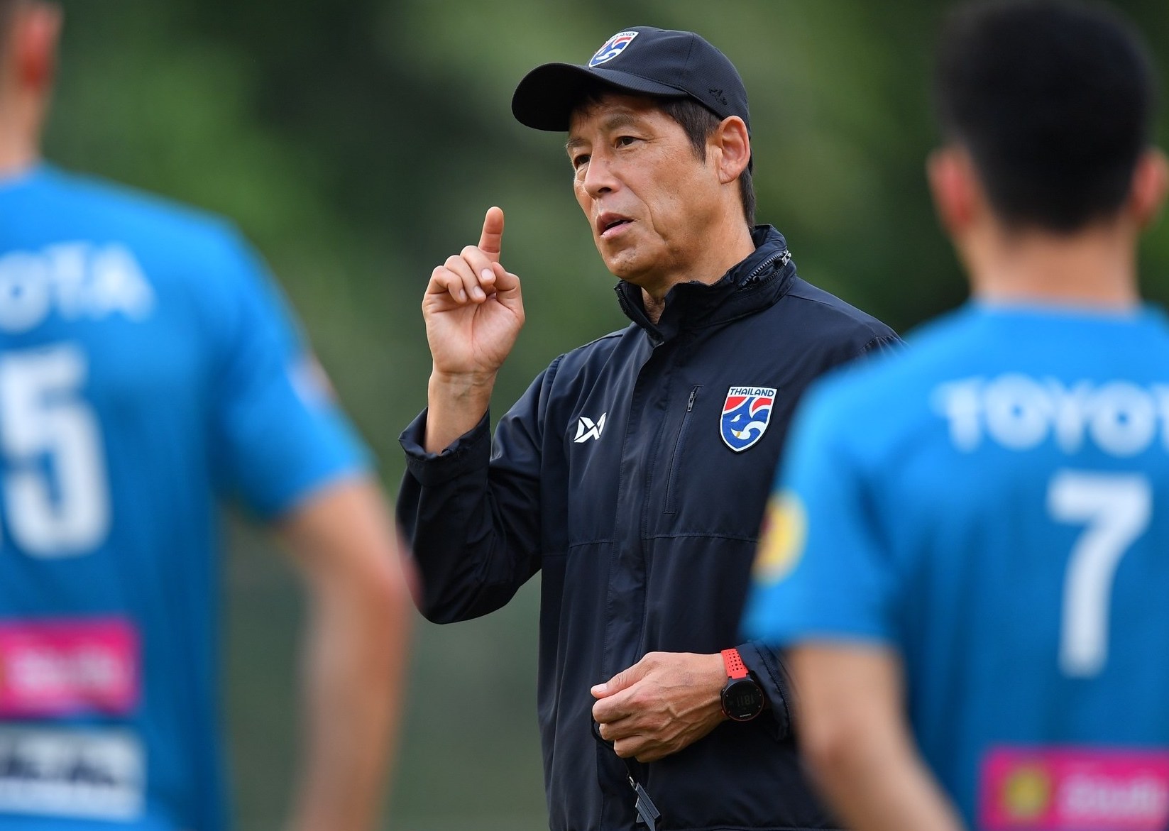 HLV Akira Nishino đang chịu nhiều sức ép sau trận thua Malaysia Thái Lan