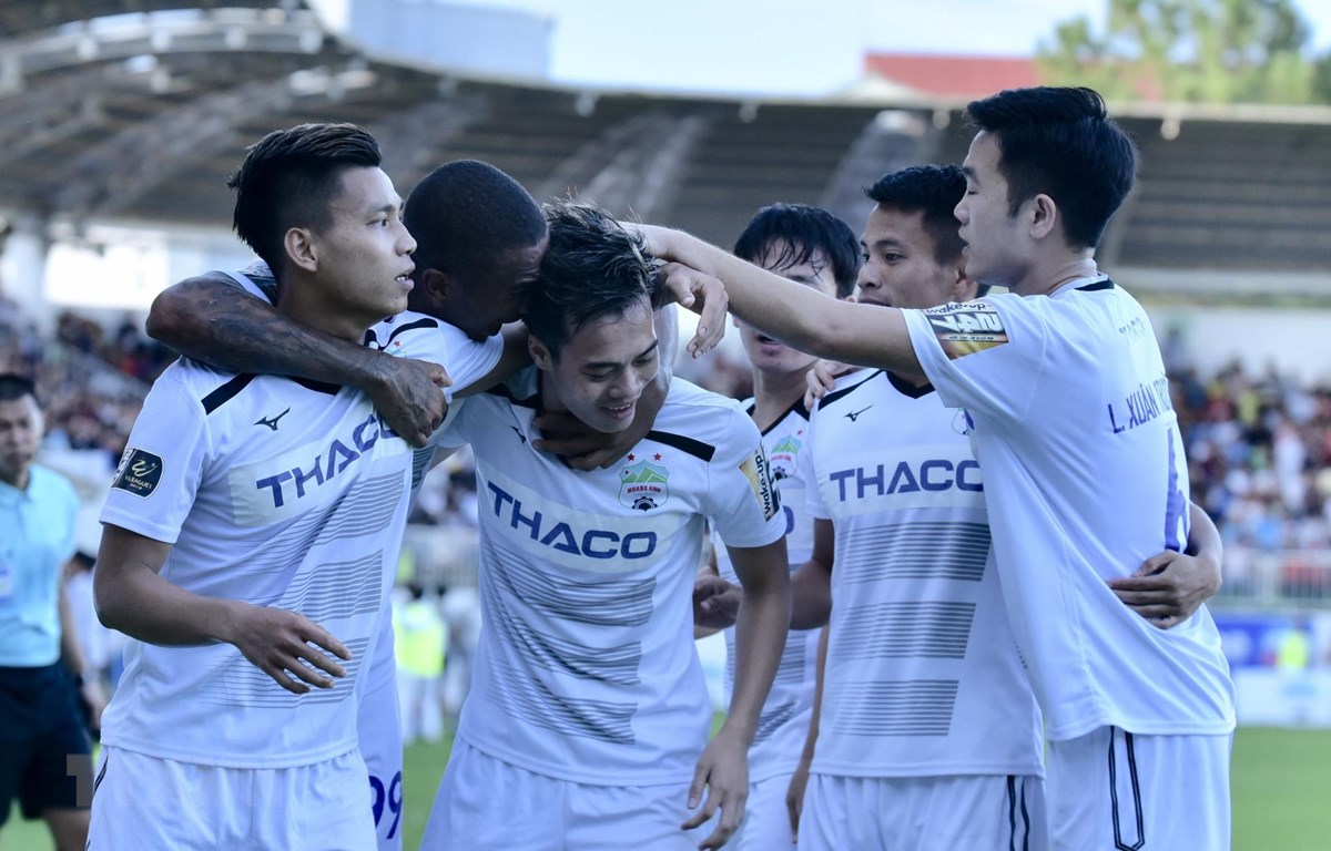 HAGL tạm thoát khỏi nhóm nguy hiểm