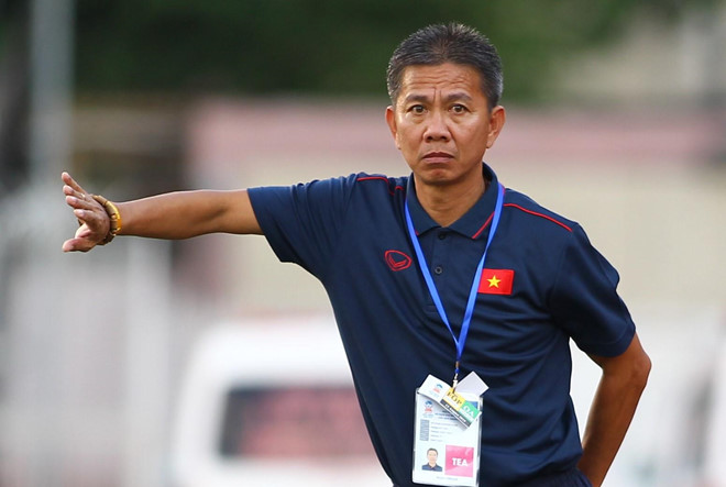 HLV Hoàng Anh Tuấn không thể đưa U18/19 Việt Nam vượt qua vòng bảng trong 3 năm qua