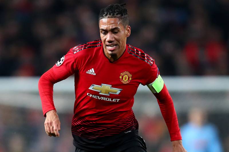Smalling từng là đội trưởng MU. Ảnh: Bleacher Report MU, Man Utd, Manchester United, tin MU, tin Man Utd, tin tức MU, tin Ngoại hạng Anh, Ngoại hạng Anh, chuyển nhượng MU, chuyển nhượng Man Utd, tin chuyển nhượng MU, tin chuyển nhượng Man Utd, Tin chuyển nhượng MU mới nhất, Roma, AS Roma, tin Roma, tin AS Roma, tin tức Roma, tin Serie A, Serie A, chuyển nhượng Roma, chuyển nhượng AS Roma, tin chuyển nhượng Roma, tin chuyển nhượng AS Roma, Tin chuyển nhượng Roma mới nhất,