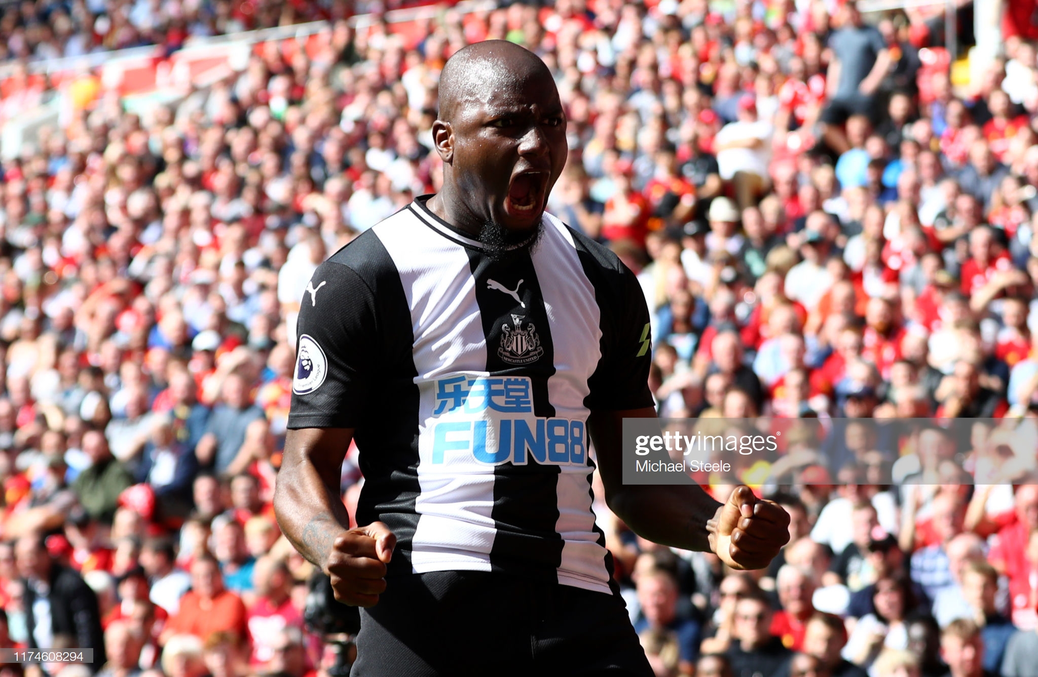 Willems ghi bàn cho đội khách. Ảnh: Getty Kết quả Liverpool vs Newcastle, Kết quả Ngoại hạng Anh, Liverpool vs Newcastle, Liverpool, link xem Liverpool vs Newcastle, Liverpool vs, Liverpool Newcastle
