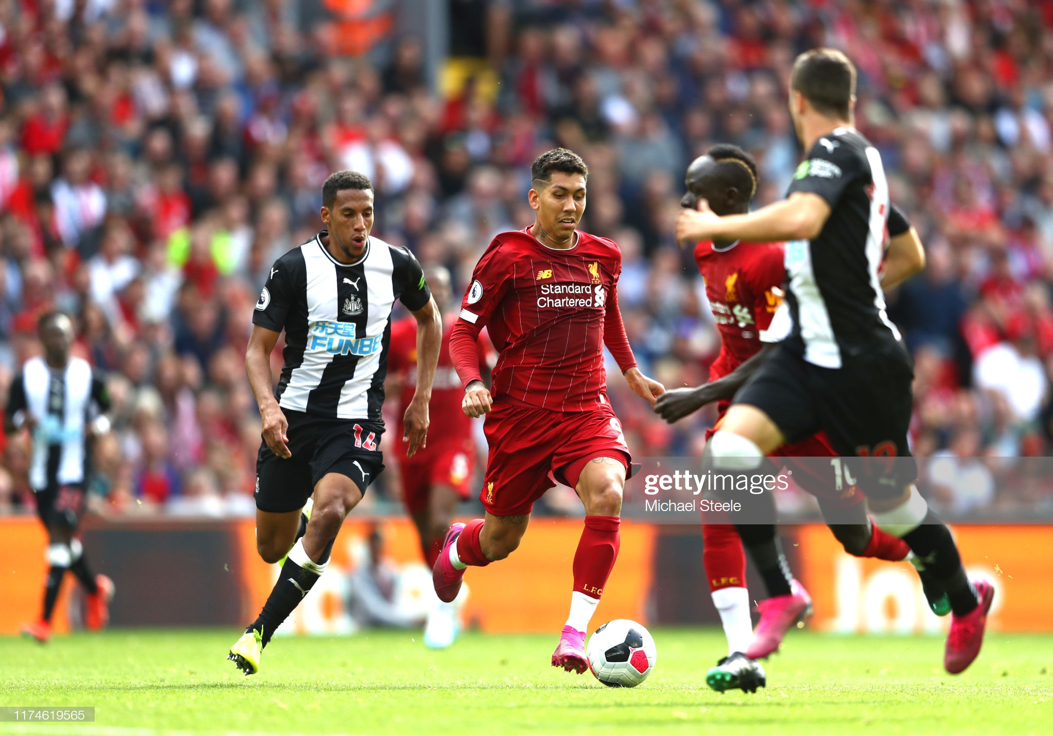 Firmino có cú đúp kiến tạo. Ảnh: Getty Kết quả Liverpool vs Newcastle, Kết quả Ngoại hạng Anh, Liverpool vs Newcastle, Liverpool, link xem Liverpool vs Newcastle, Liverpool vs, Liverpool Newcastle