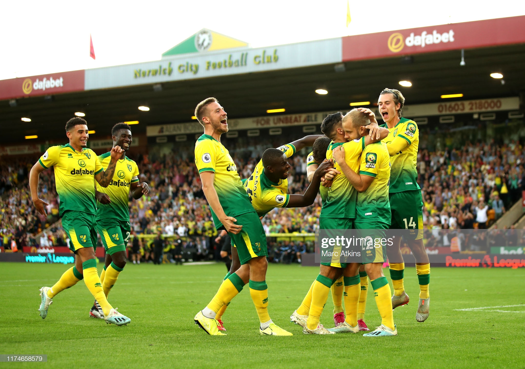 Các cầu tủ Norwich chơi tuyệt hay. Ảnh: Getty Kết quả Norwich vs Man City, Kết quả Ngoại hạng Anh, Norwich vs Man City, Man City, link xem Norwich vs Man City, Man city norwich