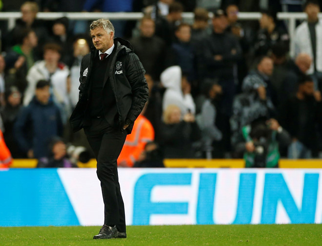 Solskjaer đã đầu hàng. Ảnh: Getty solskjaer, Newcastle, MU, Kết quả Newcastle vs MU, Newcastle vs MU, ngoại hạng anh