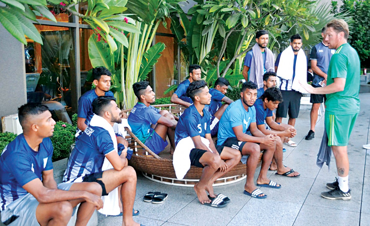 Tuyển Bangladesh hội quân tại khách sạn. Ảnh: BFF Vòng loại World Cup 2022, bangladesh, qatar, ấn độ