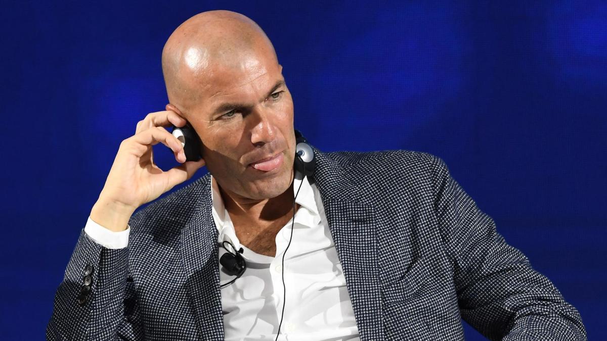 Zidane cũng là nạn nhân. Ảnh: Sky Sports real madrid, atletico madrid, real, atletico, la liga, zidane, isco, casemiro, partey, morata