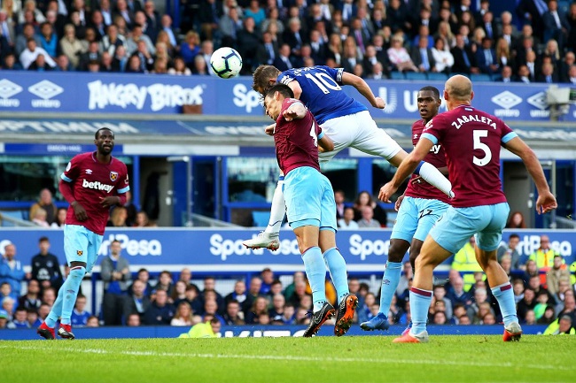 Everton vs West Ham luôn rất cân sức và hấp dẫn. Ảnh: Reuters Everton vs West Ham, Everton, West Ham, ngoại hạng anh, Vòng 9 Ngoại hạng Anh