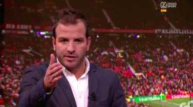 Van der Vaart chê bai Maguire trên sóng truyền hình. Ảnh: Screenshot MU vs Liverpool, mu, man united, maguire, van der vaart, liverpool, manchester united