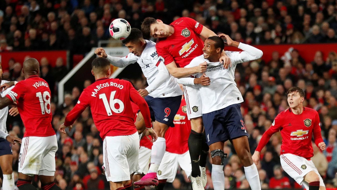 Maguire đêm qua đã chơi tốt. Ảnh: Getty MU vs Liverpool, mu, man united, maguire, van der vaart, liverpool, manchester united