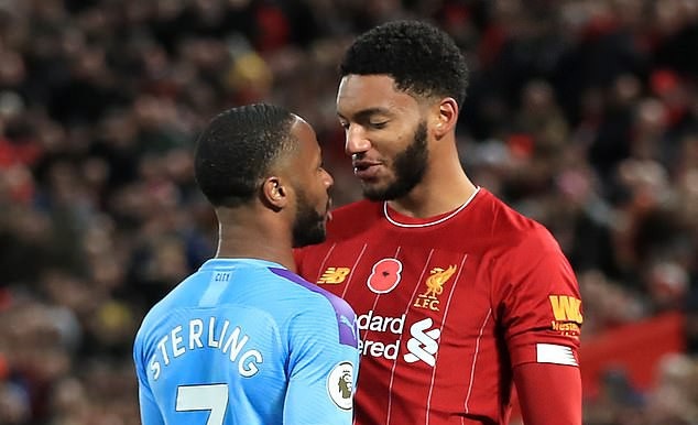 Sterling xung đội với Joe Gomez. Ảnh: PA Sterling, joe gomez, man city, đội tuyển anh
