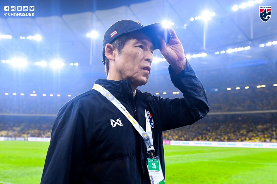 HLV Akira Nishino yêu cầu học trò quên đi thất bại để hướng tới trận đấu với Việt Nam Malaysia 2-1 Thái Lan, Chuyên gia Thái, Akira Nishino, vòng loại World Cup 2022, bxh vl wc 2022