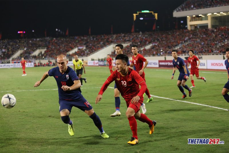 Quang Hải thi đấu không được như kỳ vọng. (Ảnh: Kiên Lê) Việt Nam 0-0 Thái Lan, Vòng loại WC 2022, Fox Sports Asia, Báo châu Á, Đặng Văn Lâm, Quang Hải, Chanathip